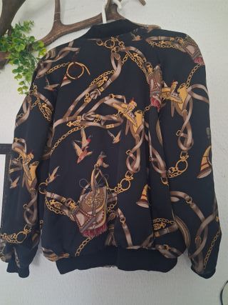 Bomber oversize vintage con estampado