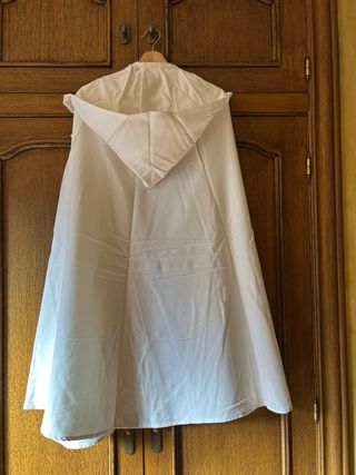 Capa con capucha para niño