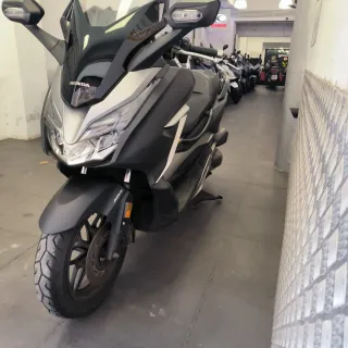 HONDA FORZA 300 Año 2018 KM 10.000