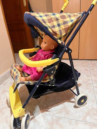 Silla de juguete Chicco y muñeca Chicco