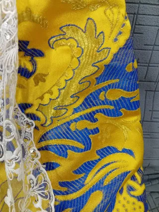 Traje de Fallera con Manteletas