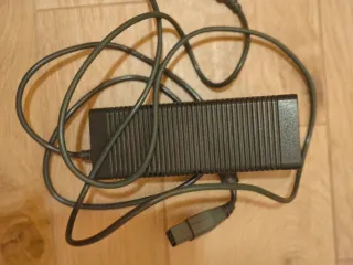 Vendo Xbox 360 FAT + 10giochi