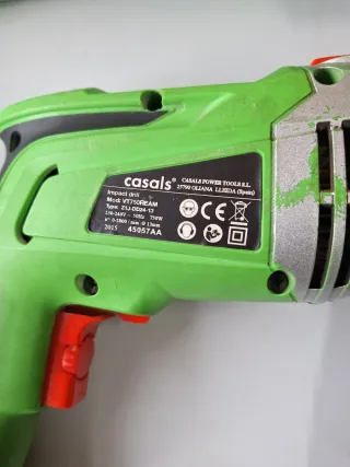 Taladro percutor Casals VT750REAM