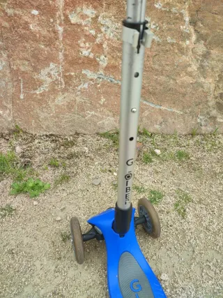 Patinete infantil 3 ruedas azul marca globber