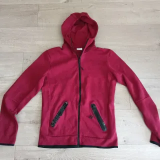 Conjunto deportivo hombre rojo