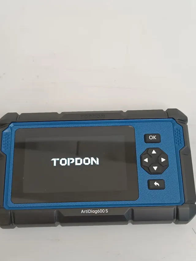 Escaner TOPDON ArtiDiag600 S B4Y6984