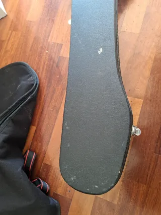 Chitarra Baritona Subzero