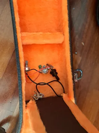 Chitarra Baritona Subzero