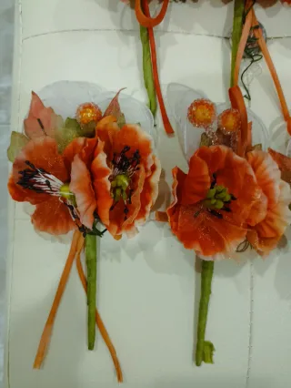 Set bomboniere fiori rossi.