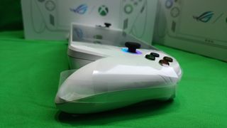 ASUS ROG Xbox Ally Consola Portátil Gaming RC73YA