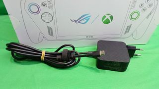ASUS ROG Xbox Ally Consola Portátil Gaming RC73YA