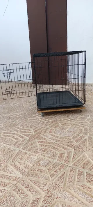 Jaula Perro con Bandeja y Ruedas