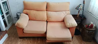 Sofá 3 plazas deslizante de tela desenfundable.