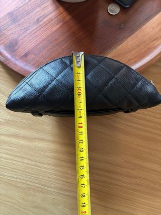 Riñonera Chanel Negra