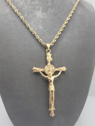 Colgante Cruz Chapado Oro Acero Quirúrgico