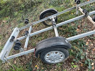 Embarcacion rigida con remolque