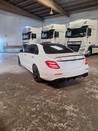 Mercedes-Benz E350 2020