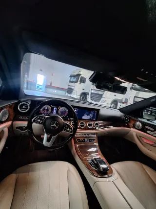 Mercedes-Benz E350 2020