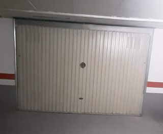 Puerta de garaje Roper