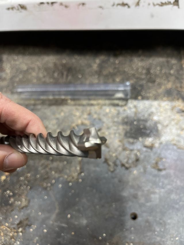 Broca Hilti TE-YX 15/35 200mm