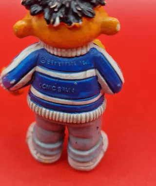 Figura vintage Epi (Ernie) con patito