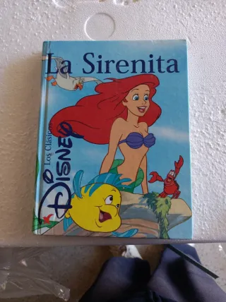 La Sirenita (Clásicos Disney) (Spanish Edition)
