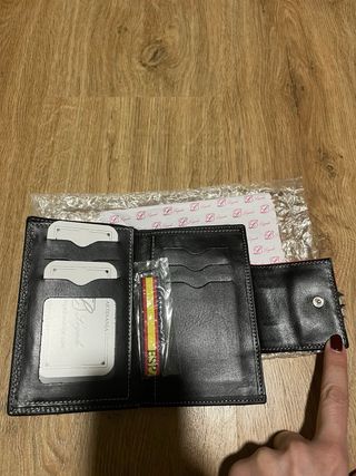 Cartera Mujer con Monedero y Billetera de  Piel.