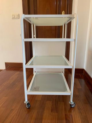 Carrito estetica/sanitario, nuevo, marca Mobile.