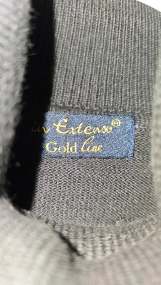 Jersey cuello alto negro