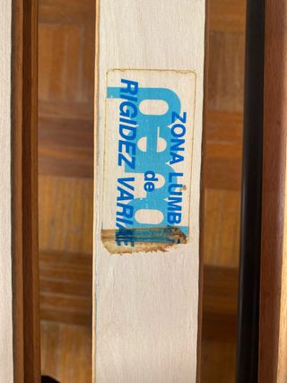 Cama articulada metálica y madera