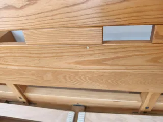 Dormitorio madera maciza