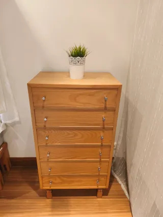 Dormitorio madera maciza