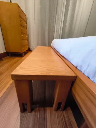 Dormitorio madera maciza