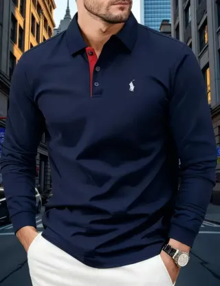 Polo tejido de punto suave con estampado de oso