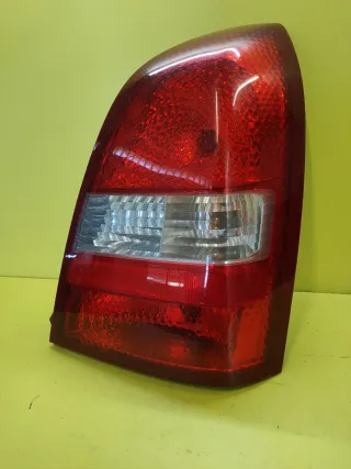 PILOTO TRASERO DERECHO NISSAN PRIMERA P12 4P