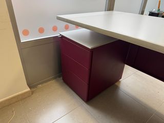 Mesa de oficina Ofita moderna