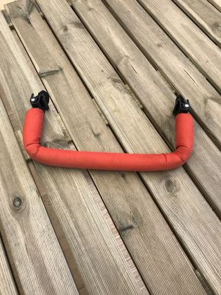 Barra para silla de paseo color naranja