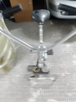 Bicicleta Estática BH 565 Dual Action Antigua