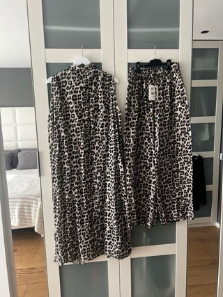 Conjunto Jot estampado animal print