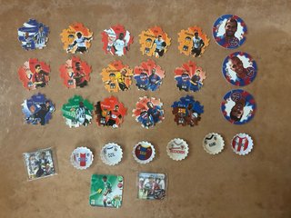 Lote Grefusa: Chapas y Fichas Coleccionables