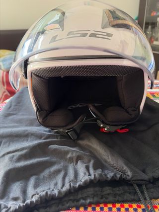 Casco Moto LS2 Blanco Nuevo. Lo vendo en mano.