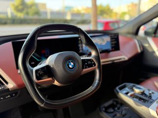 BMW iX (523CV) 2022