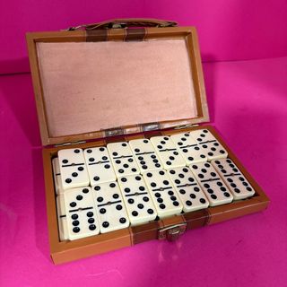 Juegos De Mesa Domino