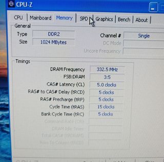Ram 1GB. DDR2 333mhz / 240Pin