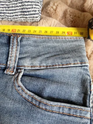 Lote de falda XS de H&M y camiseta S escote barco