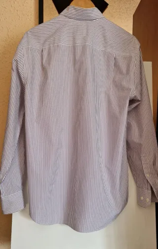 Camisa T M de Pedro del Hierro. Muy buen estado.