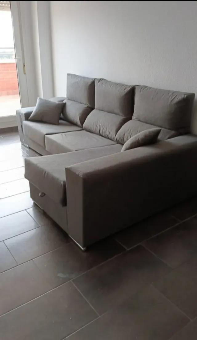 Sofá modular gris tela