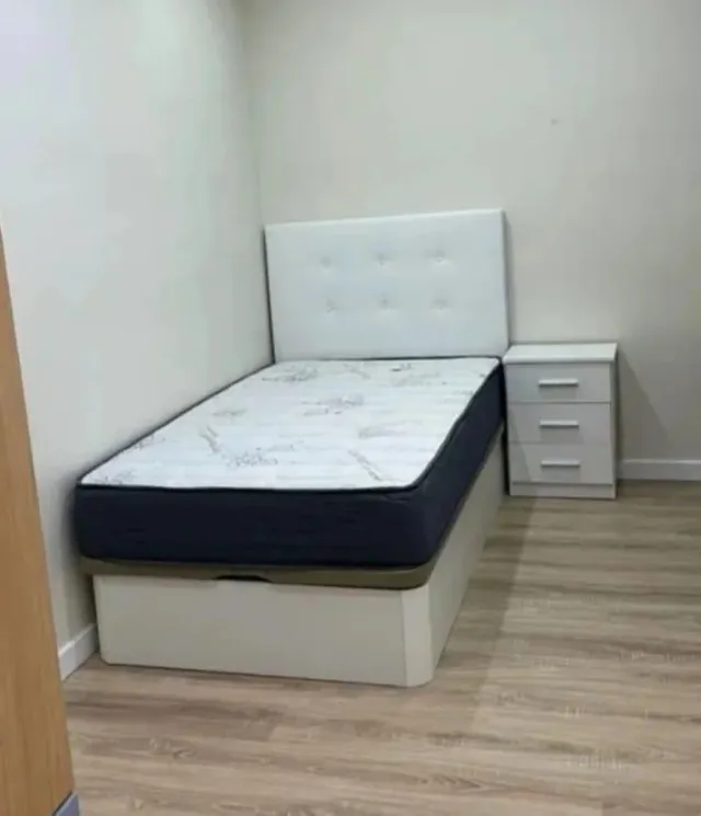 Sofá modular gris tela