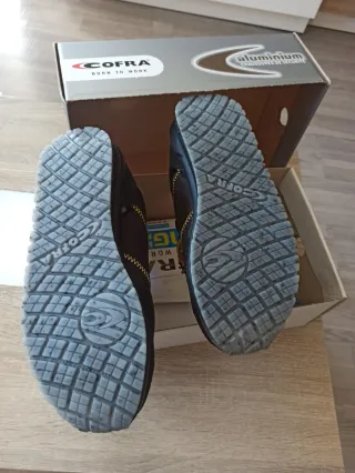 Zapatos de seguridad Cofra Talla 41 Nuevos