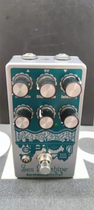EarthQuaker Devices Sea Machine